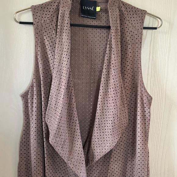 Lysse XS soft suede-like, eyelet style, loose open front, long vest - Picture 3 of 6